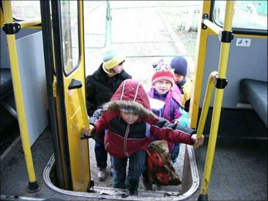 deti-v-obshhestvennom-transporte-besplatnyj-proezd-v-2015-godu.jpg