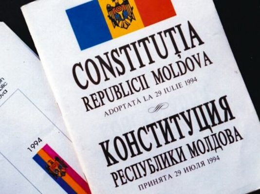 Додон: Только смена власти способна спасти Конституцию и демократию