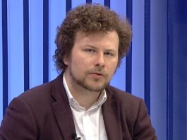 Минобразования готовит масштабную реформу: Все школы хотят подчинить центру