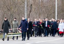 ПСРМ почтила память жертв вооруженного конфликта на Днестре: Мы два берега, но один народ и одна страна