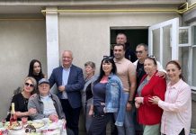 По случаю Дня пожилого человека Адриан Албу навестил ветерана ВОВ