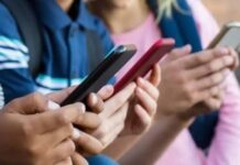 Австралия первой в мире запретила соцсети для детей младше 16 лет