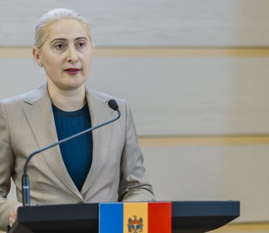 Депутат ПСРМ: Власть отказалась от образования и будущего молодёжи