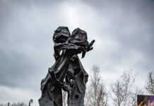 Додон: Борьба с антисемитизмом и ксенофобией — долг каждого поколения