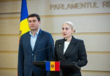 Депутаты ПСРМ обвинили Минобразования в политическом давлении на учителей