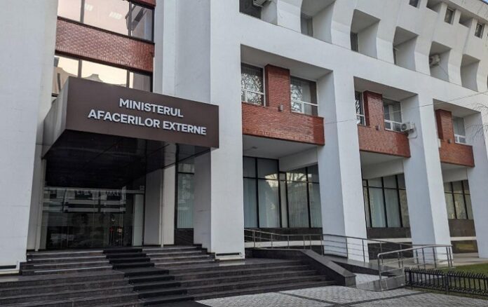 49682e15-f0a2-40a1-9f57-139d912e114a_1