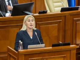 Алла Урсу-Анточ: Если учитель — это приоритет, докажите это в бюджете. Не в заявлениях, а в деньгах