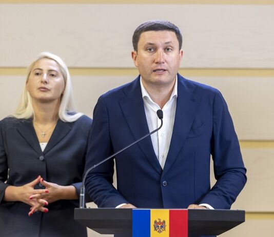 Власти планируют закрыть ещё 72 школы: ПСРМ обвинила Минобразования в ударе по селам