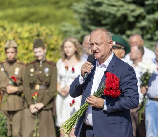 «Мы — потомки победителей»: Додон выступил на Шерпенском плацдарме в 82-ю годовщину Ясско-Кишинёвской операции